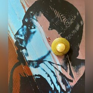 Vintage gold clip on earrings